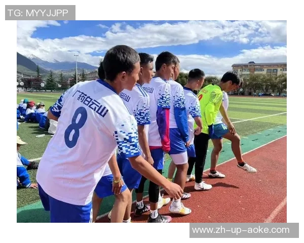 雅谷足球：助力青少年成长与发展的全新足球培训平台